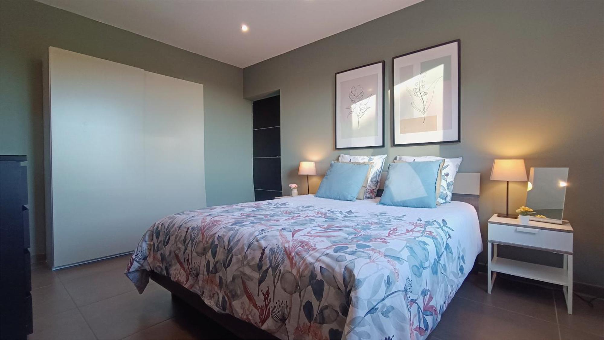 Pinede Man Yelle Apartment *